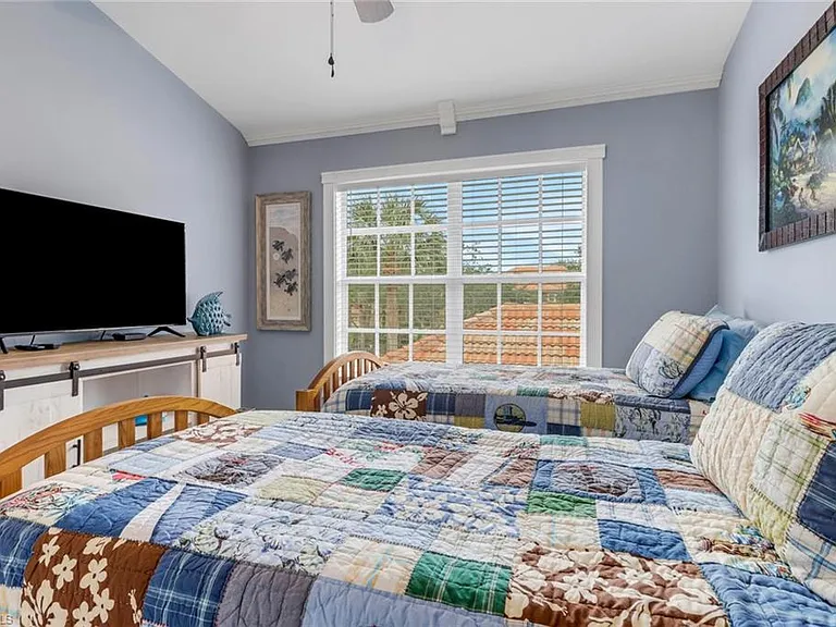 20151 Seagrove St #206 — Photo 19
