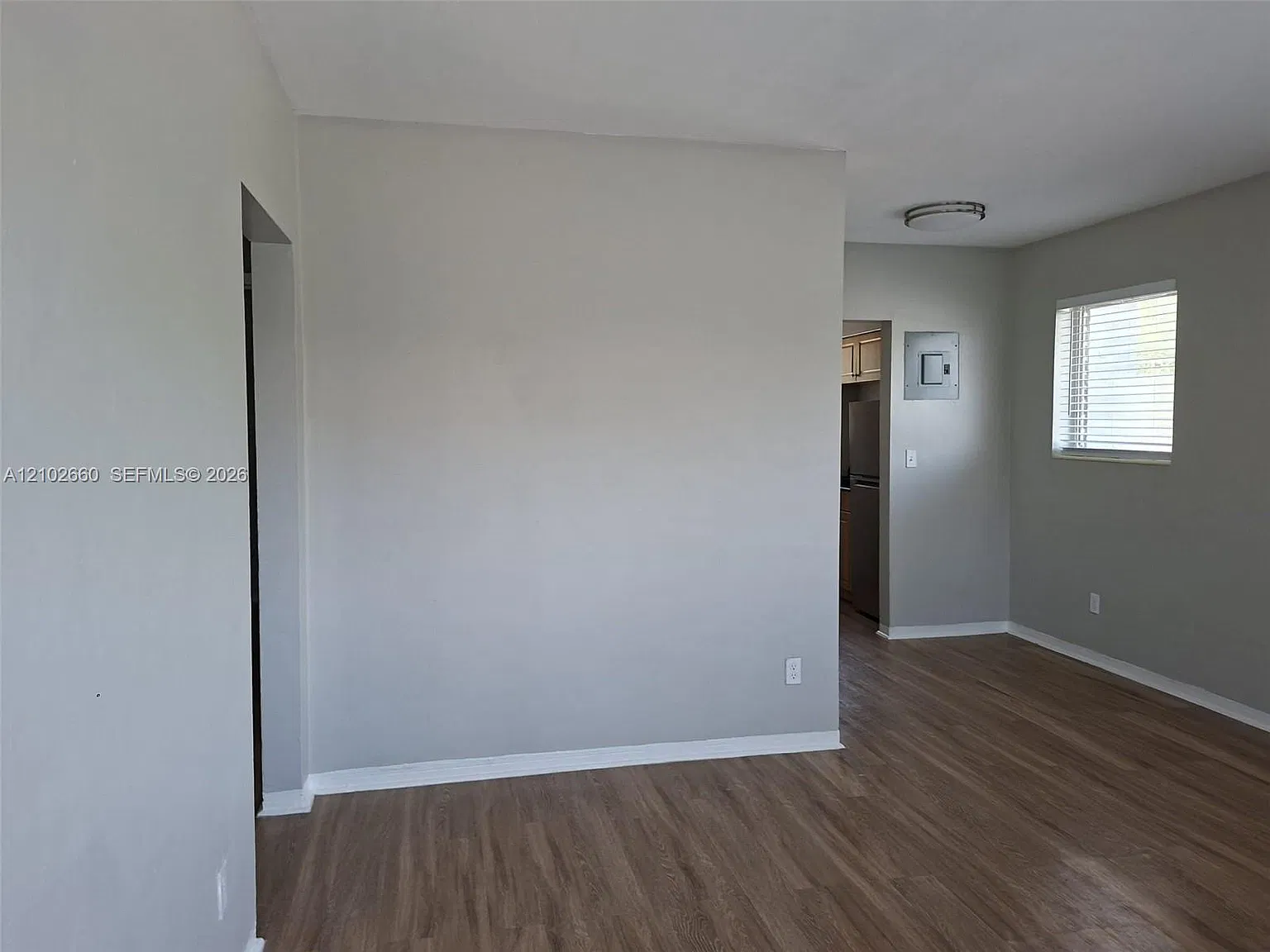 13035 Emerald Dr — Photo 4