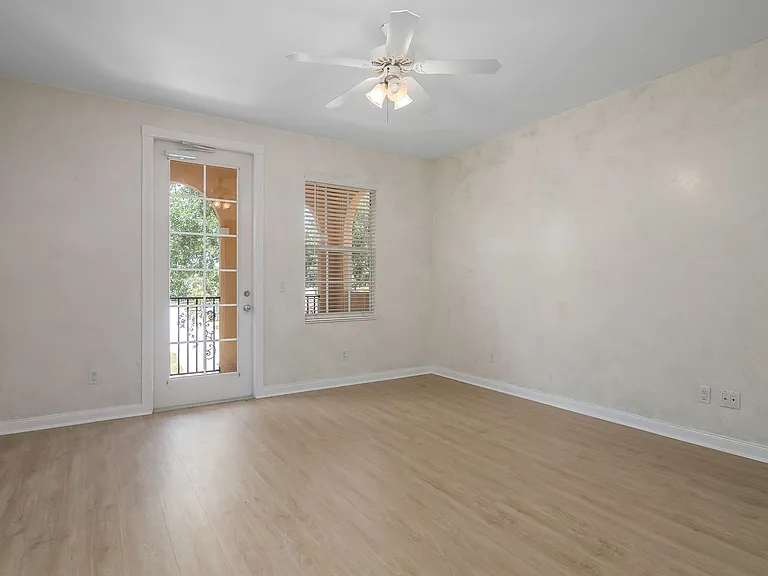 28608 Alessandria Cir — Photo 22