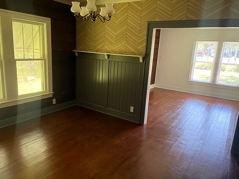 1629 W Broad St — Photo 7