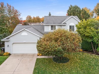 5496 Pleasant Valley Ct SW, Wyoming, MI, 49418