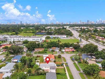 1271 NE 206th St, Miami, FL, 33179