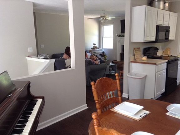 5th image of 32 Westwood Ct