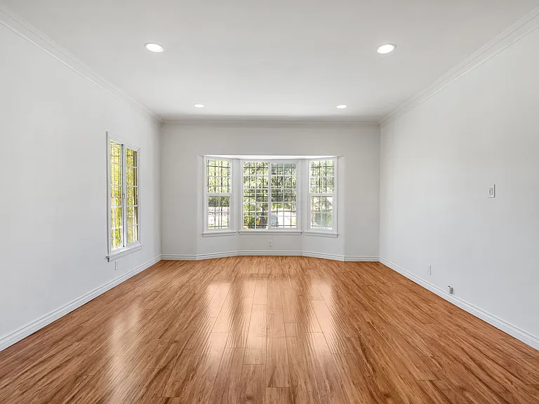 3226 Griffith Park Blvd #1 — Photo 9