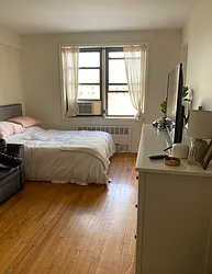 Rented by Geraldine Capasso, LREB