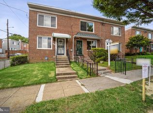 1226 Farragut Pl NE, Washington, DC