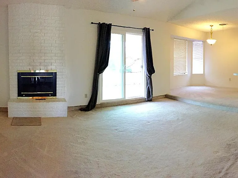 758 Alisons Way — Photo 2