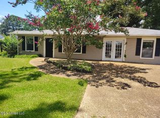 102 Channel Ln, Madison, MS 39110