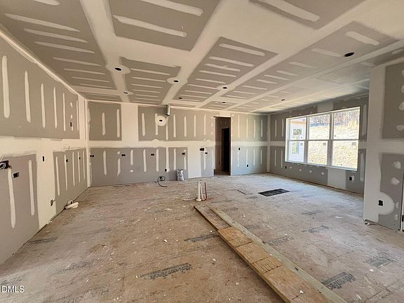 5th image of 6036 Scalybark Rd