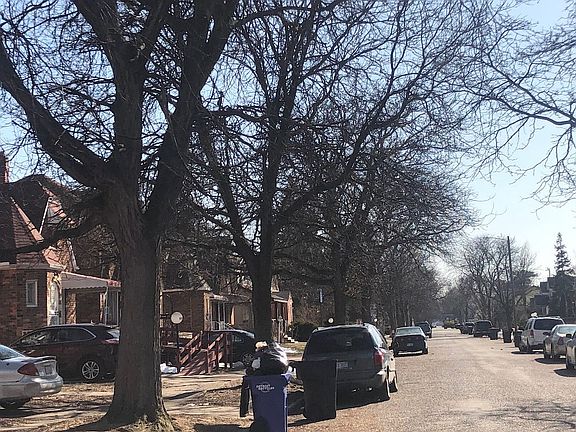 4th image of 15467 Stansbury St