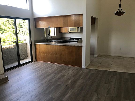 4th image of 4208 Tujunga Ave APT 106
