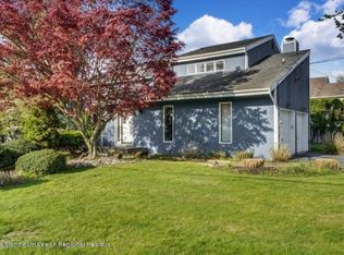 1631 Holbrook St, Oakhurst, NJ