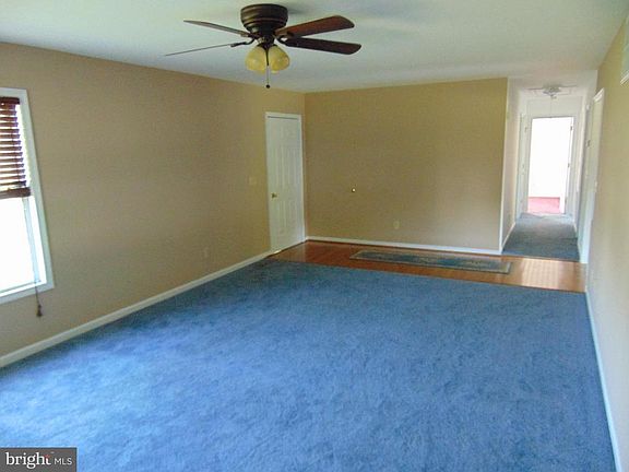 5th image of 410 Harrington St