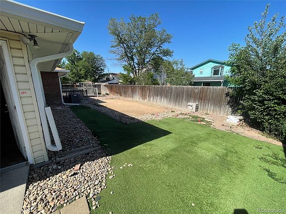 3rd image of 802 S 11th Avenue