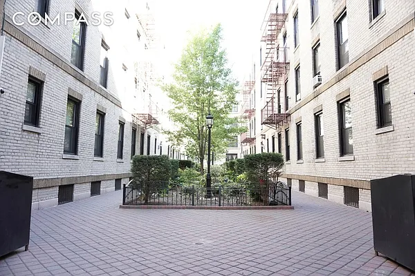 Rented by Compass | media 5