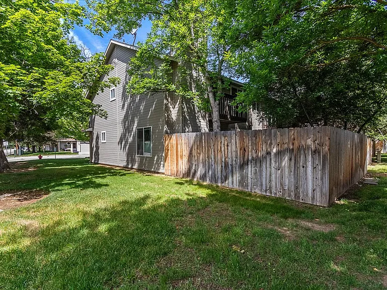 2594 S Falling Brook Ln — Photo 39