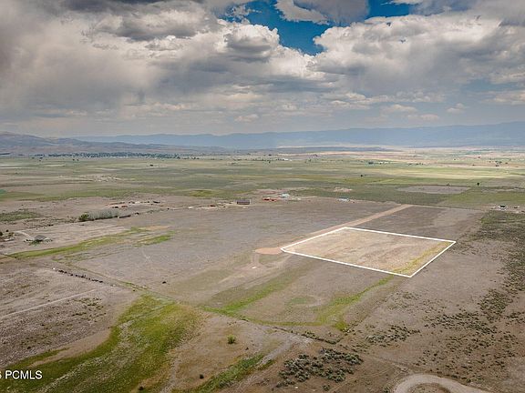 3rd image of 670 E 14250 N #3