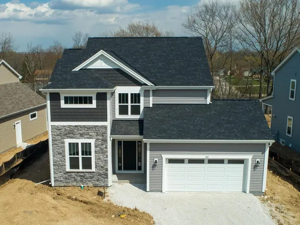 306 Paradise COURT, Hartland, WI 53029