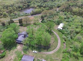 4913 Pioneer Rd, Hillsboro, MO 63050