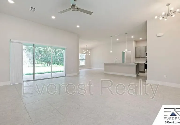 9 Buffalo Grove Pl — Photo 6