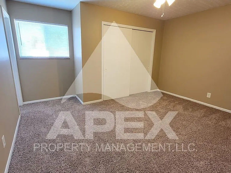 2927 Whittle Springs Rd #4 — Photo 9