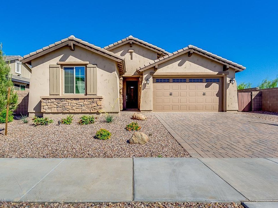 1st image of 20764 E Raven Dr