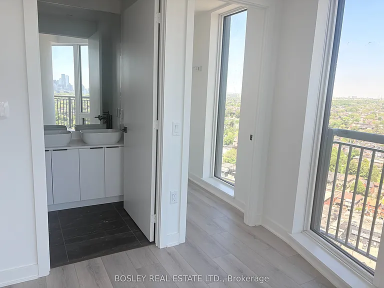 1185 Dupont St #2207 — Photo 17