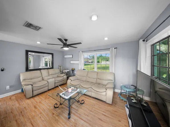 3516 Avenue F, Fort Pierce, FL 34947