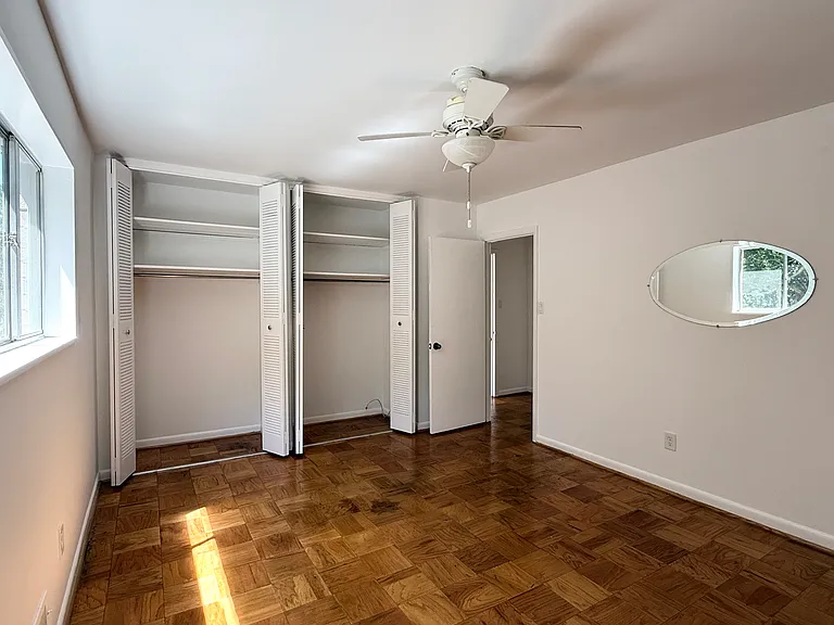 10655 Montrose Ave #204 — Photo 19