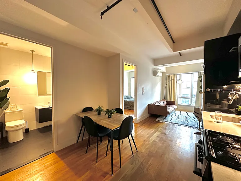 885 Dekalb Ave #401 — Photo 1