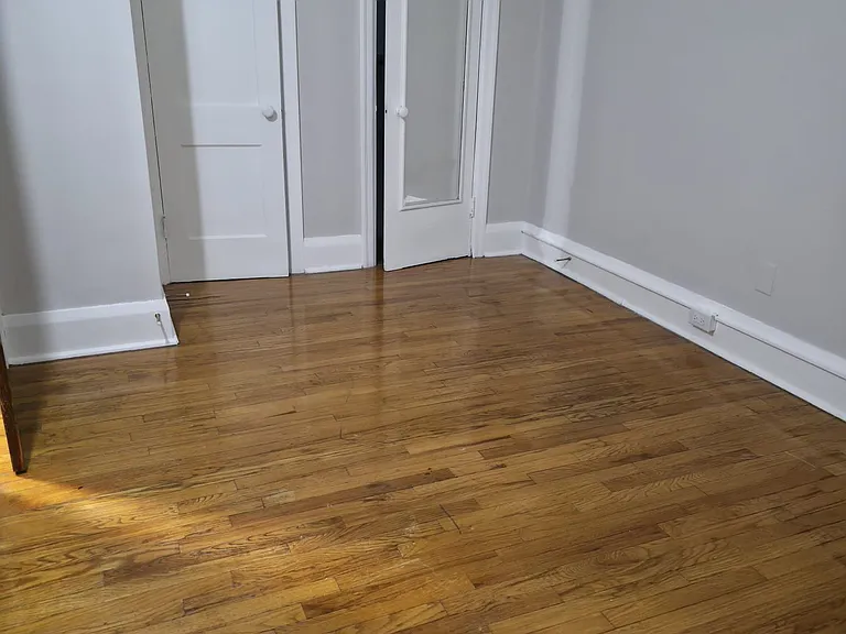 35 Jane St #4 — Photo 3