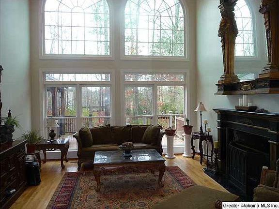 5th image of 7071 Lake Run Dr