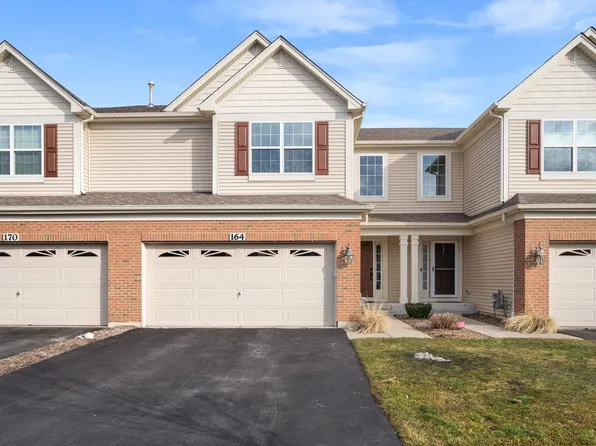 164 Remington Dr, Saint Charles, IL 60175