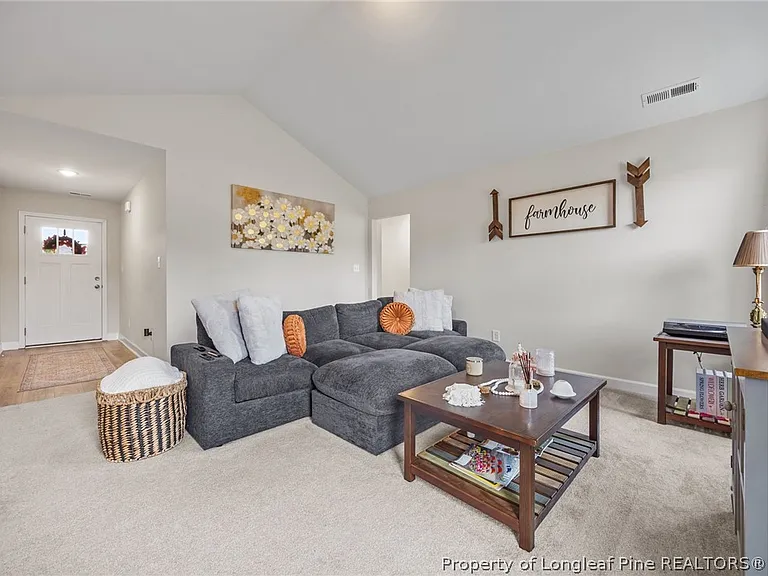 157 Presley St — Photo 23