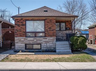 552 Roxborough Ave, Hamilton, ON L8H1R7