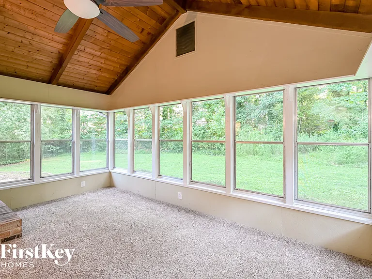 4353 Hale Pl — Photo 6