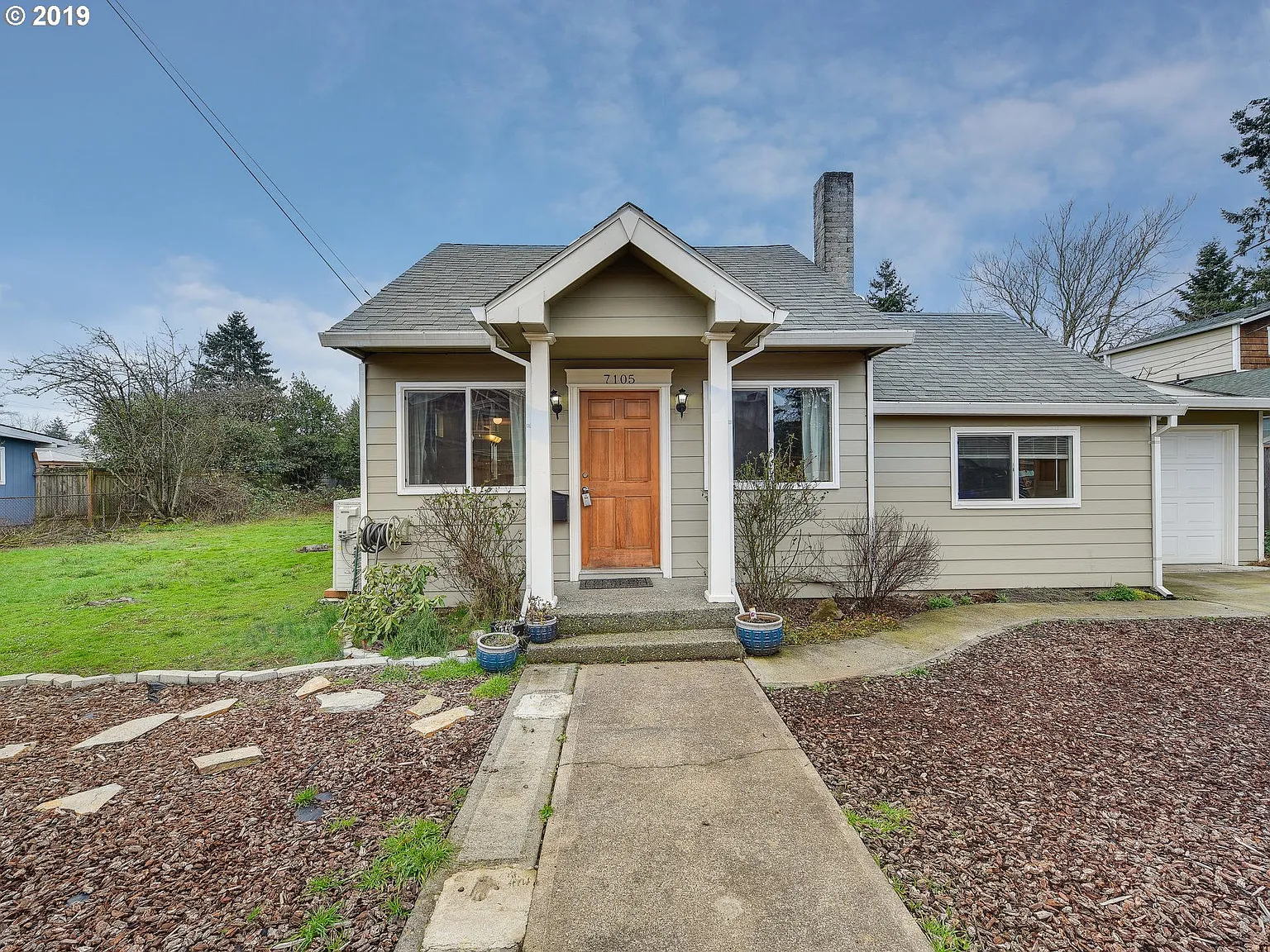 7105 SE 66th Ave photo 1