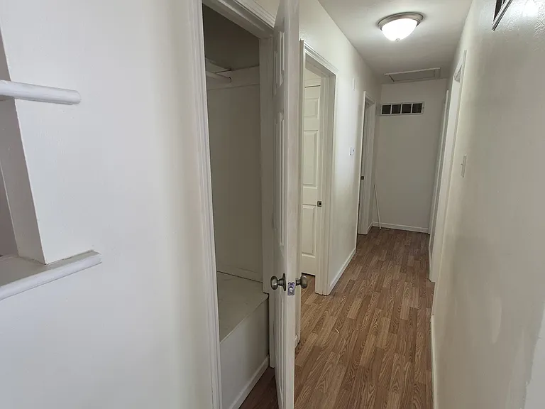 10078 Green Valley Dr — Photo 17