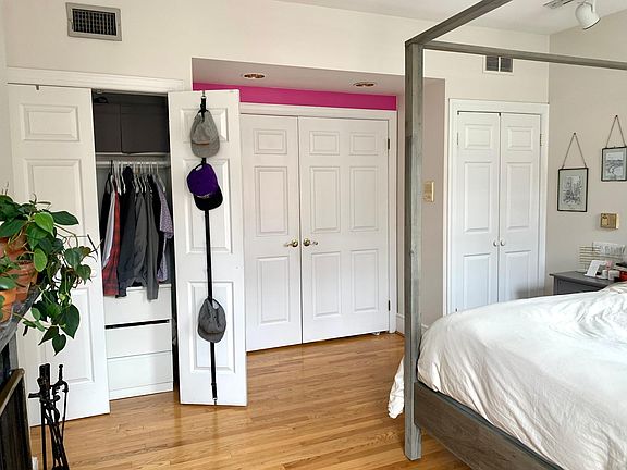 5th image of 1011 Pine St #A