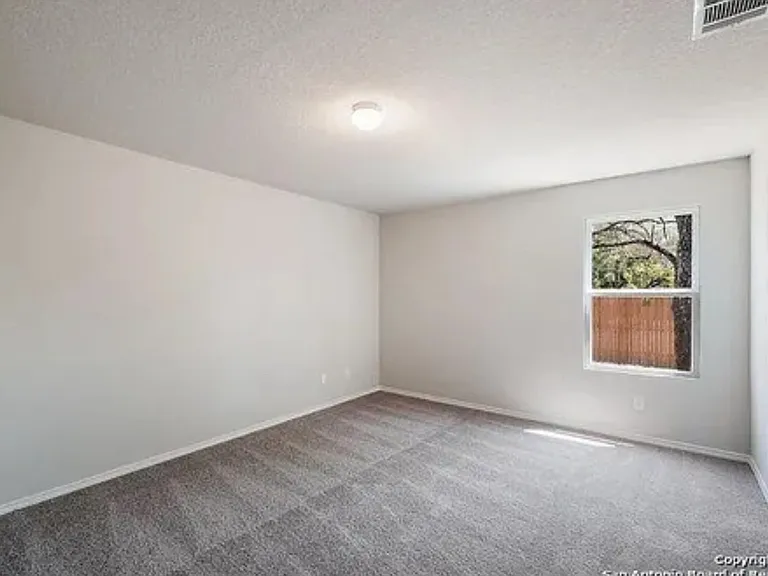 9206 Griffith Run — Photo 21