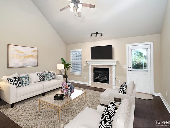 2nd image of 2403 S 15th Pl