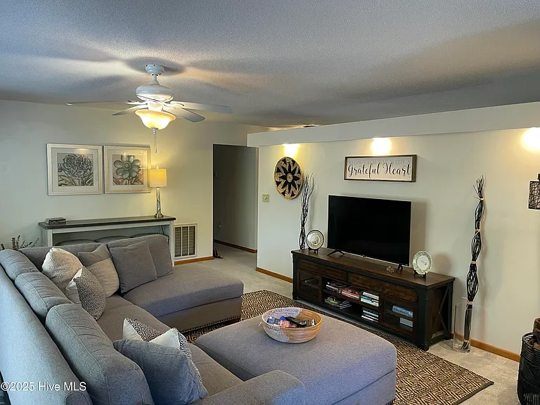 267 Watts Landing Rd — Photo 9