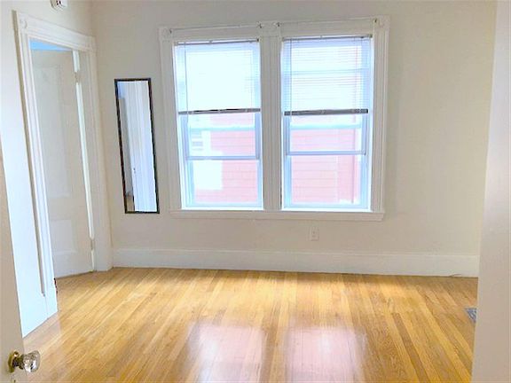 3rd image of 26 Claremon St #2