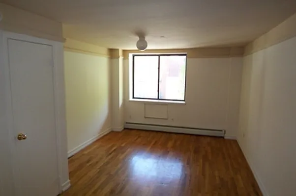 Rented by Rent Manhattan | media 8