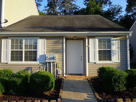 2nd image of 4744 Brookwood Dr