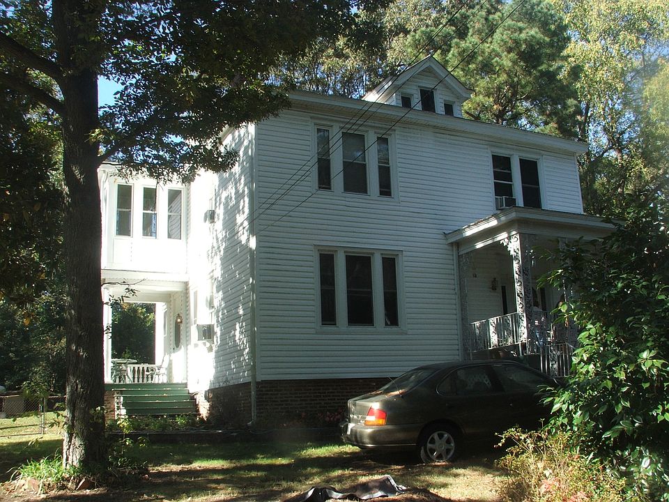 1st image of 816 West 44th Street