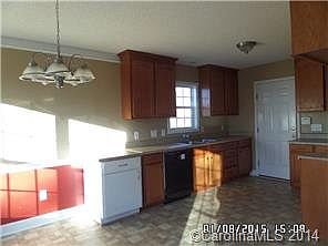 3rd image of 5316 Oaktree Dr