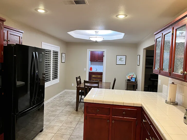 1174 E Kenosha Ave — Photo 11