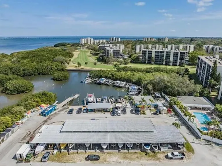 2900 Cove Cay Dr — Photo 7