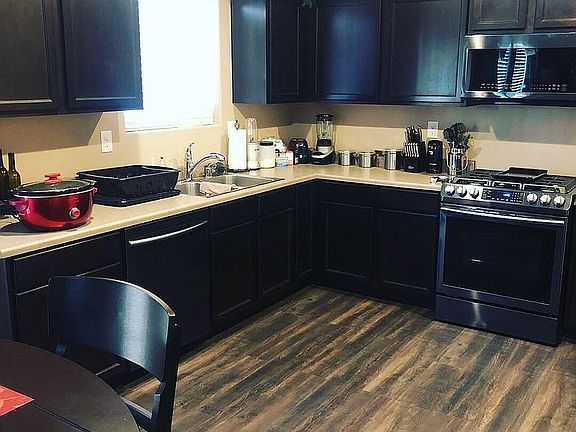 3rd image of 5540 Mercury Springs Dr